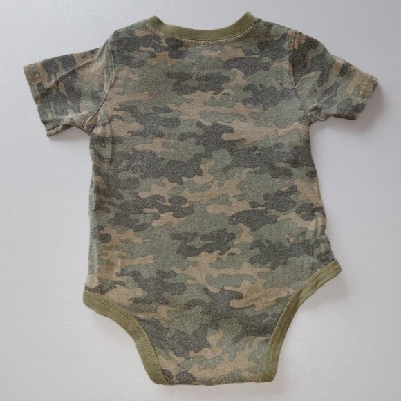 🎯 10 for $10 / 18 Month Baby Boy Onesie, Born Wild, Garanimals, Camouflage - Picture 8 of 8
